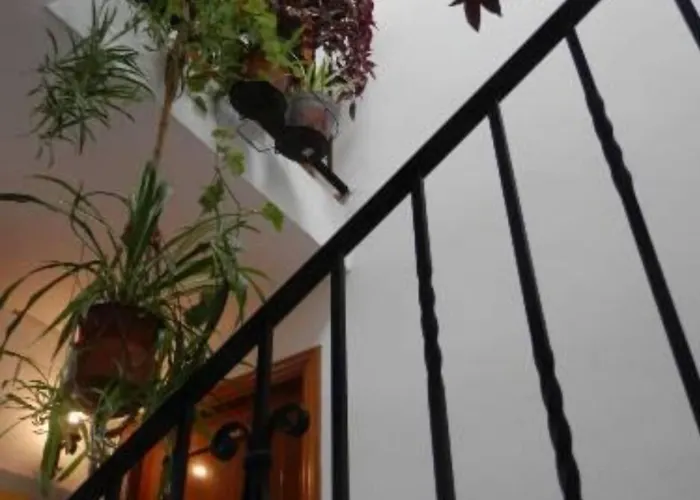 El Portalico Linares de Mora