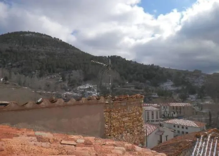 Pensionat El Portalico Linares de Mora